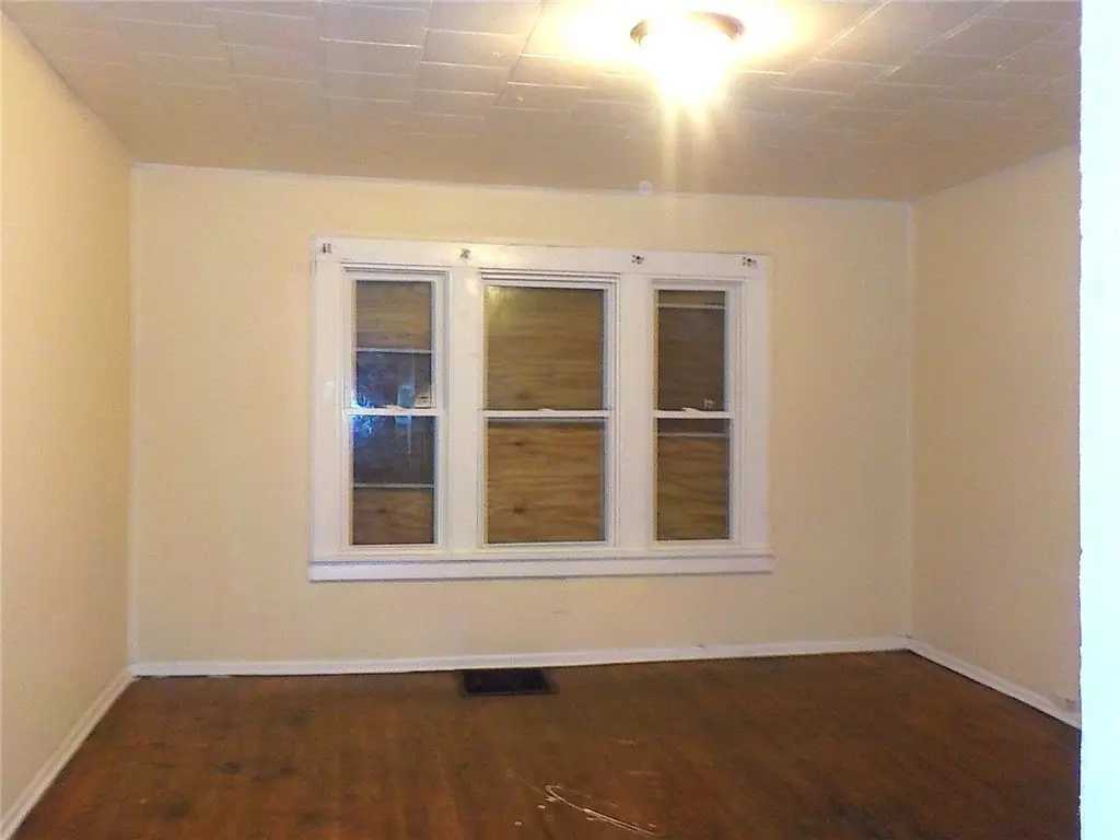 Picture 9