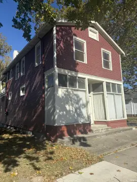 Mixed-Use Property in Lakeside Neighborhood