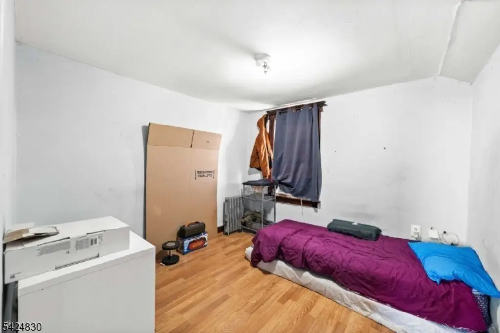 Picture 30