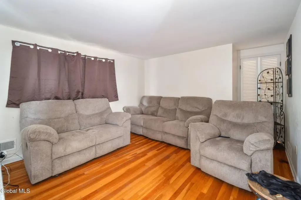 Picture 29