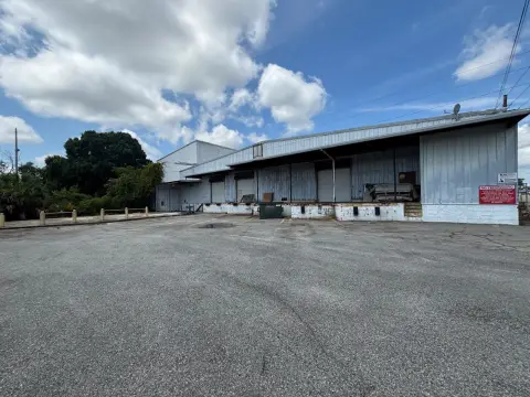 Multi-Building Warehouse Property