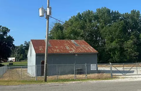 Versatile Lot with Building