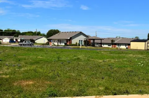 Residential Lot in Mabank, TX