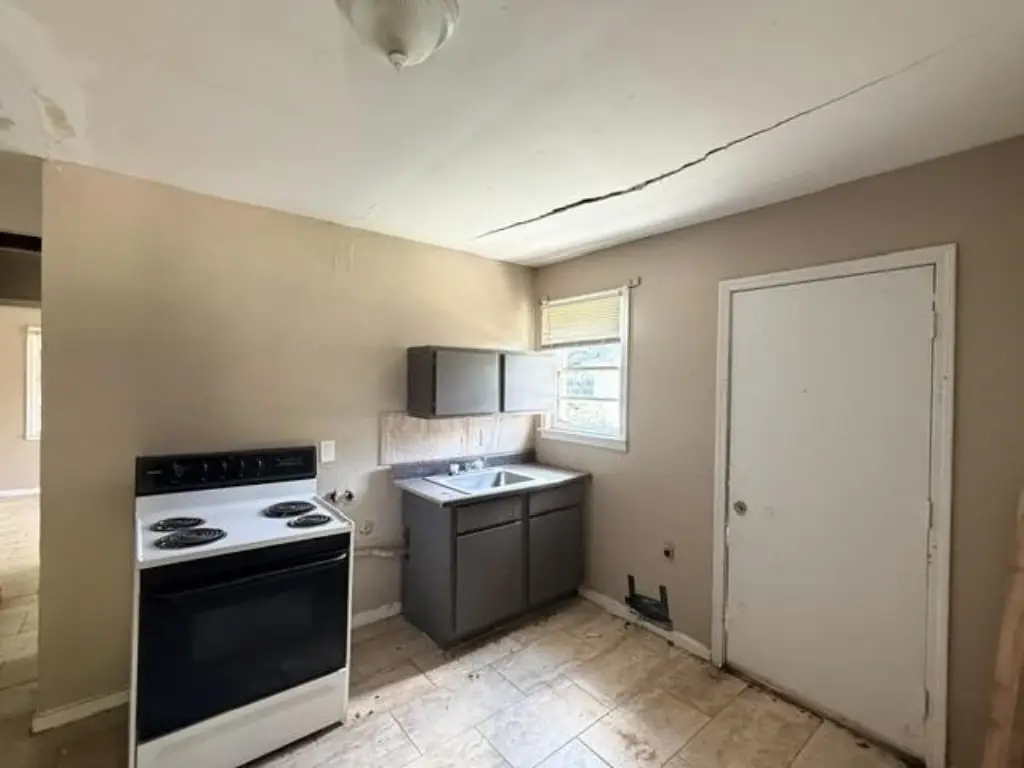 Picture 10