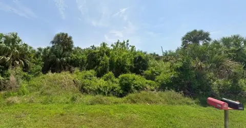 Oversized Duplex Lot Near Beach