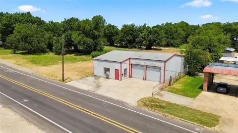 Auto Shop With Service Pit