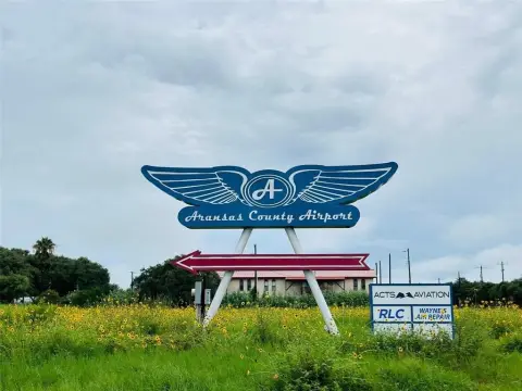 Aransas County Airport Fly-In Hangar