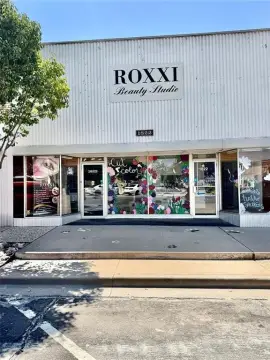 Historic Snyder Square Commercial Building