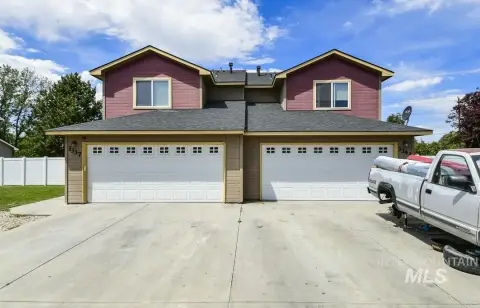 Kuna Duplex with Recent Upgrades