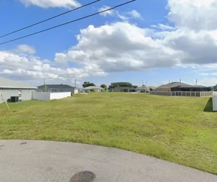 Residential Lot in Cape Coral