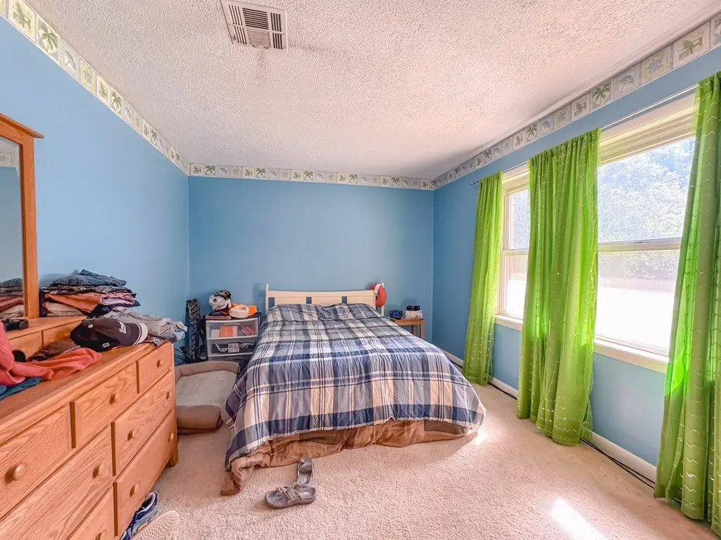 Picture 30