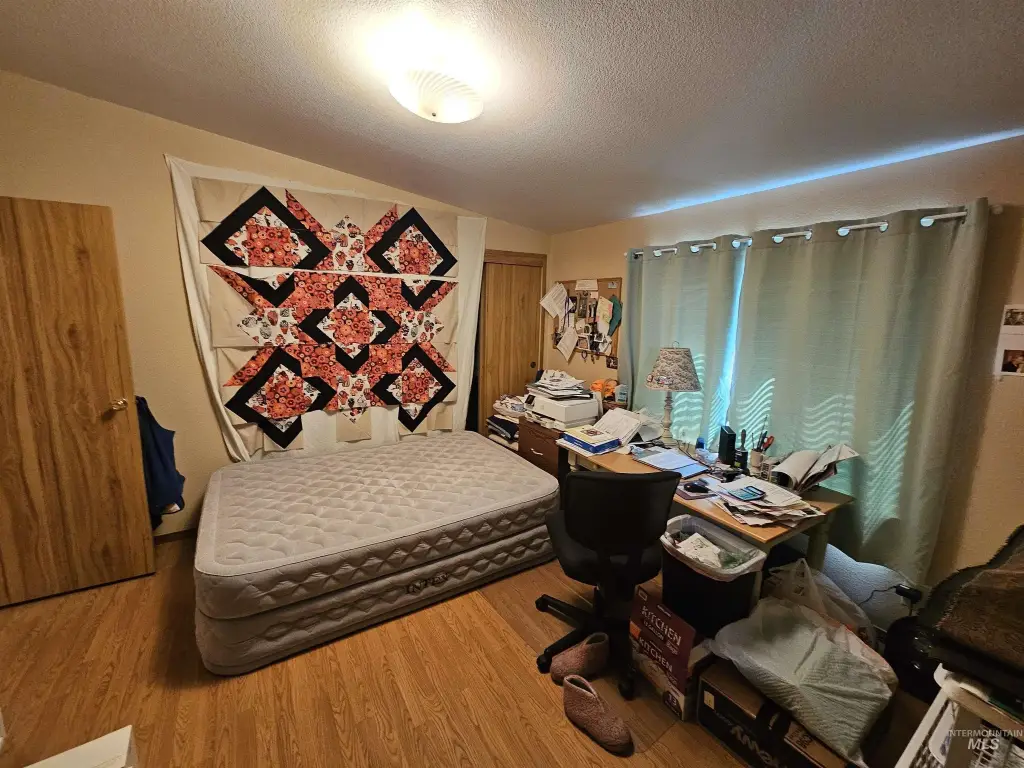 Picture 30