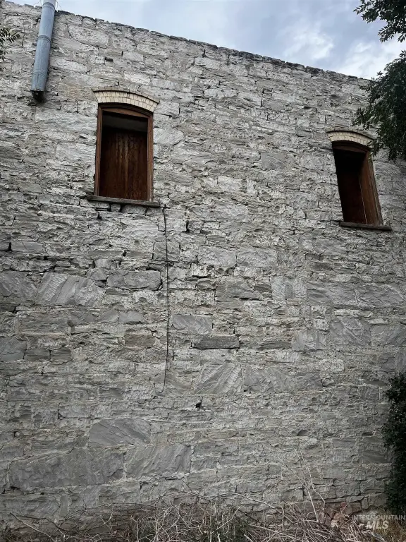 Picture 8