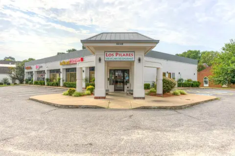 Fully Leased Strip Mall