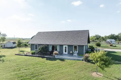 Farmhouse on 92 Acres Near Fredonia
