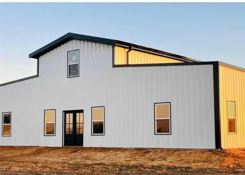 Lipan Horse Property with Barndominium