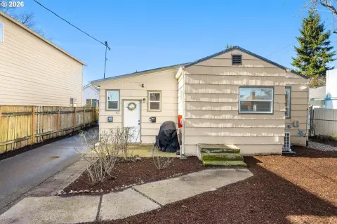 Turnkey Duplex in Montavilla