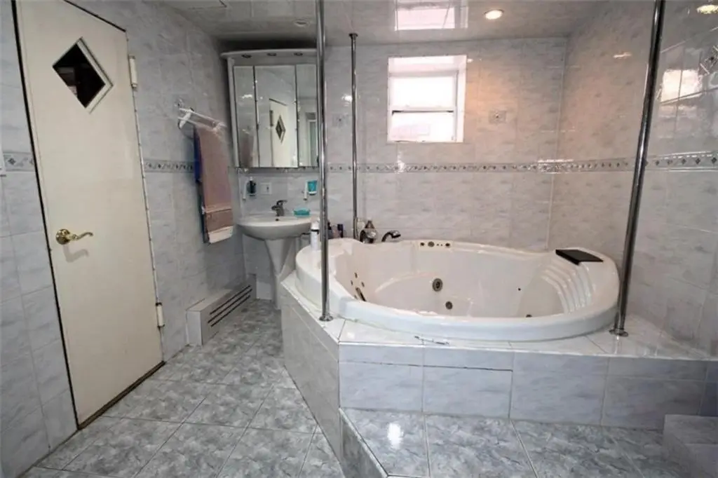 Picture 9