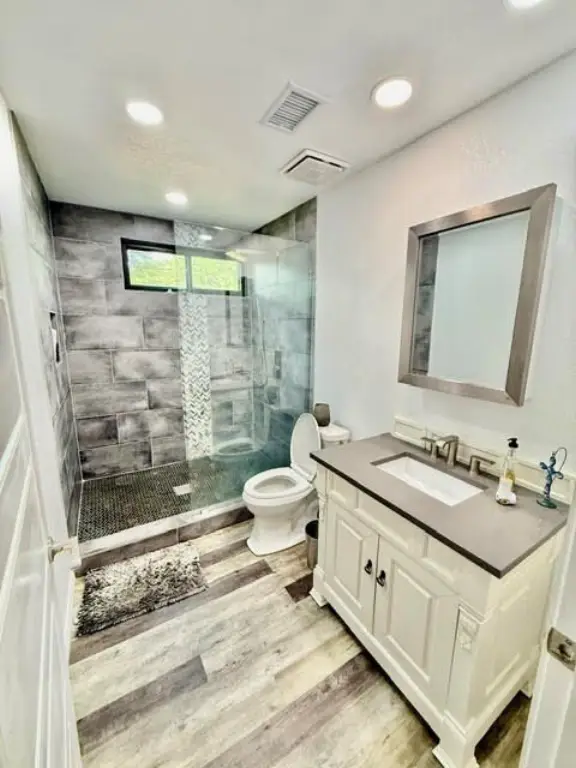 Picture 12