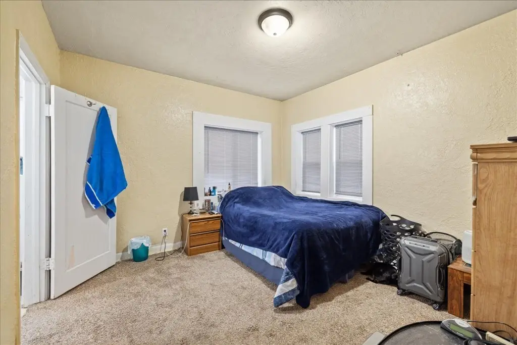 Picture 10