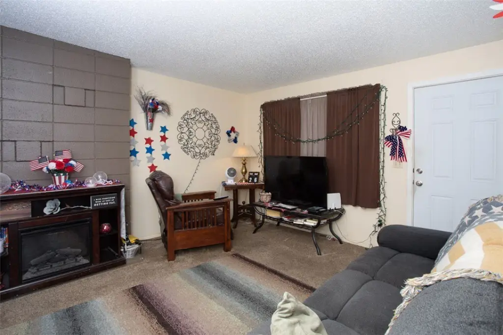 Picture 3