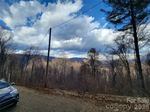 Mountain Homesite with Long-Range Views