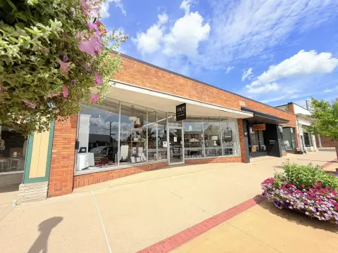 Storefront Retail Building