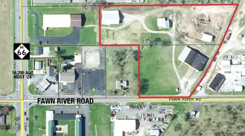 Manufacturing Buildings with Redevelopment Land