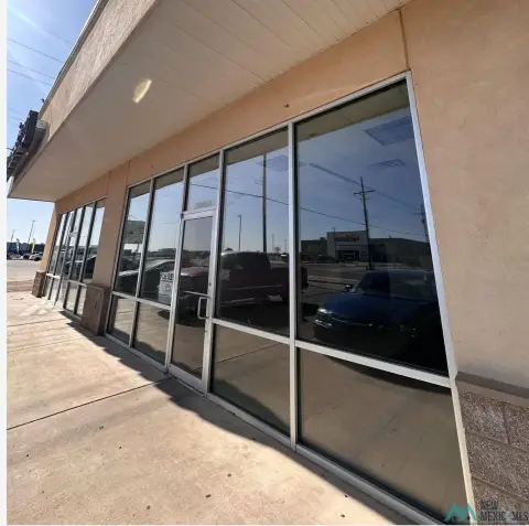 High-Visibility Commercial Property in Clovis