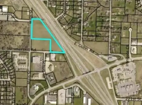 Retail Land Near Interstate 49