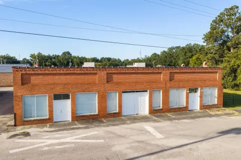 Flex Space with Warehouse and Outbuildings