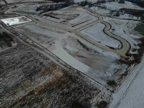 Solon, IA - Acre Lot