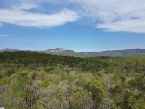 Picturesque Land with Table Rock Views