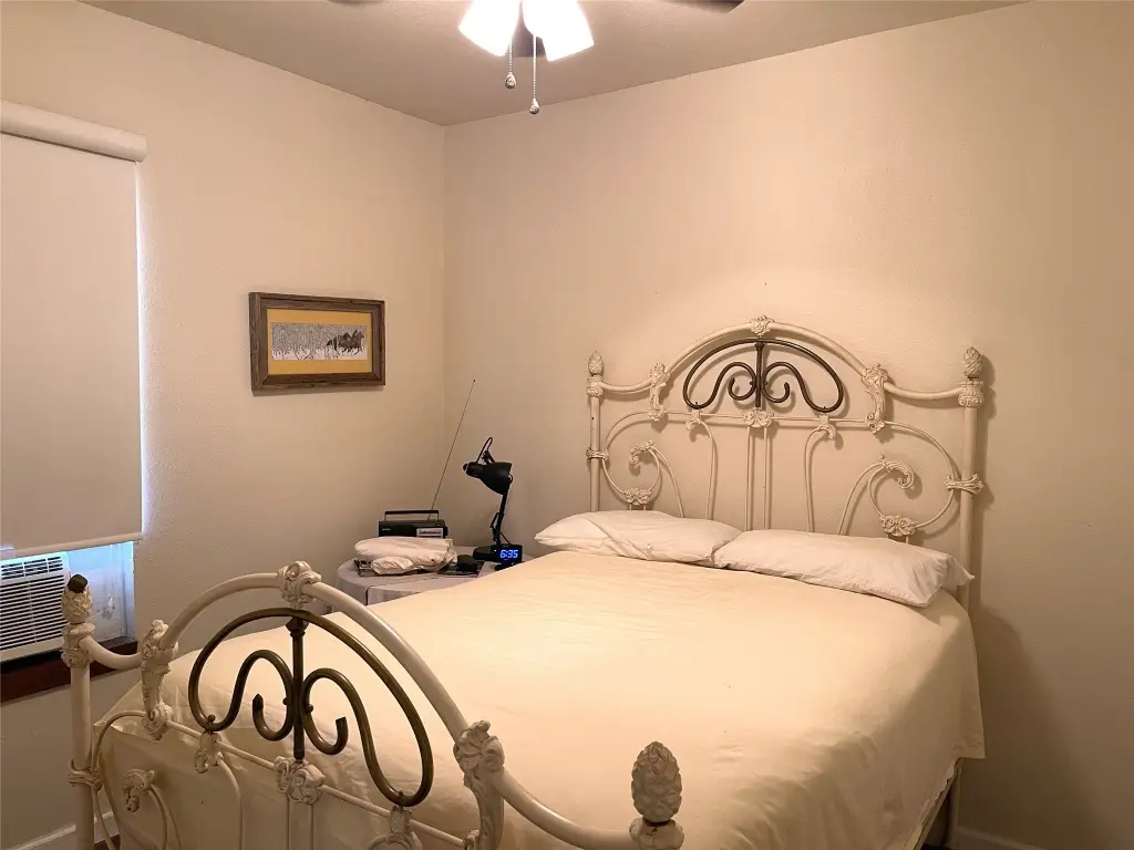 Picture 18