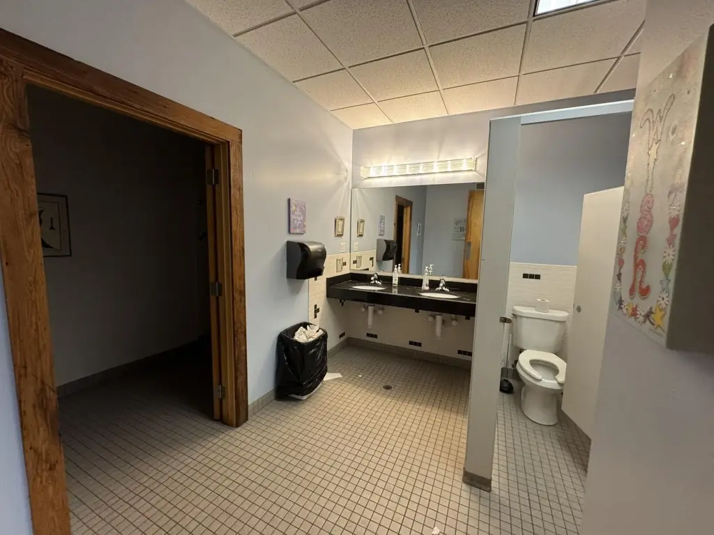 Picture 19