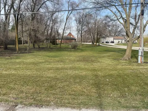 Residential Land in Oak Forest