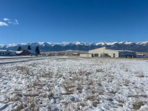 Silver Cliff Land with Mountain Views