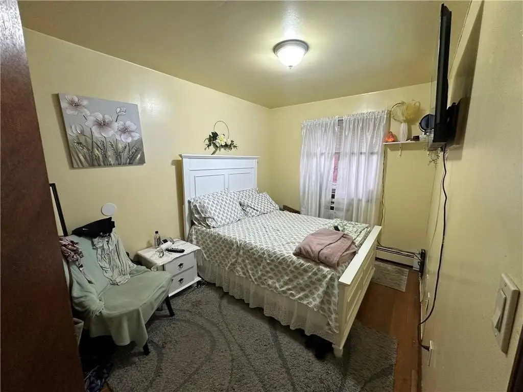 Picture 7