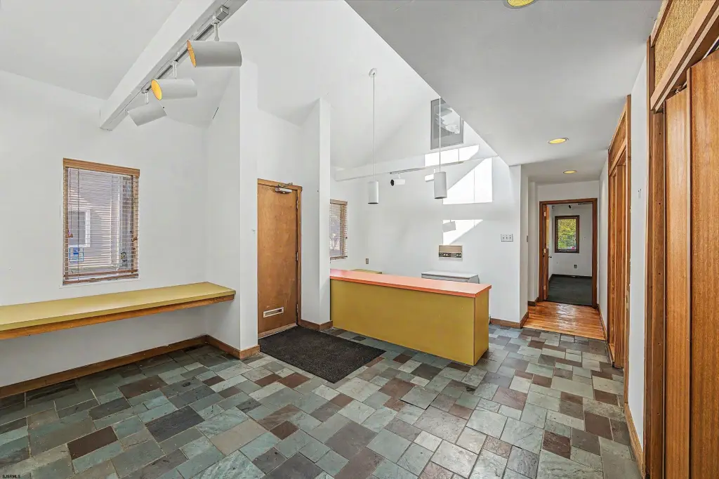 Picture 7