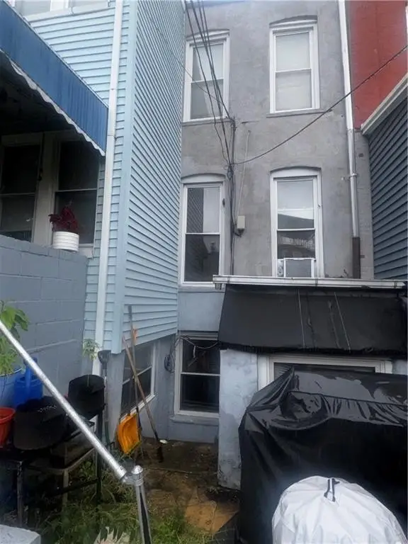 Picture 12