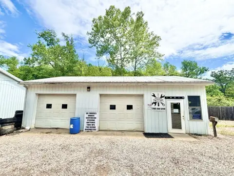 Commercial Building with Garage
