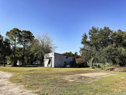 Cleared Corner Lot in Texas