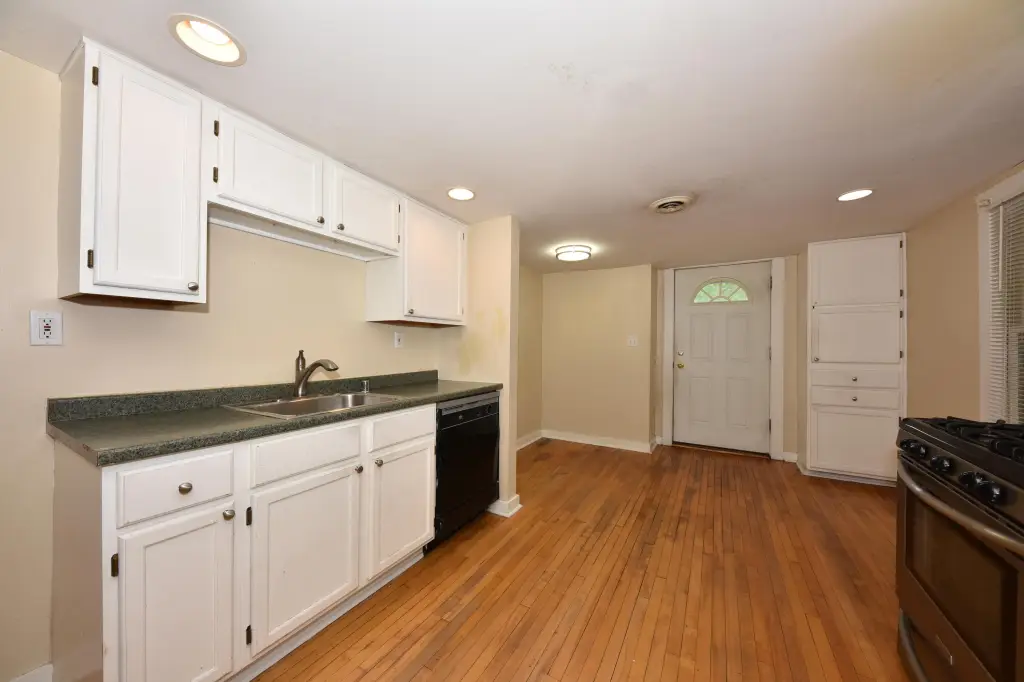 Picture 8