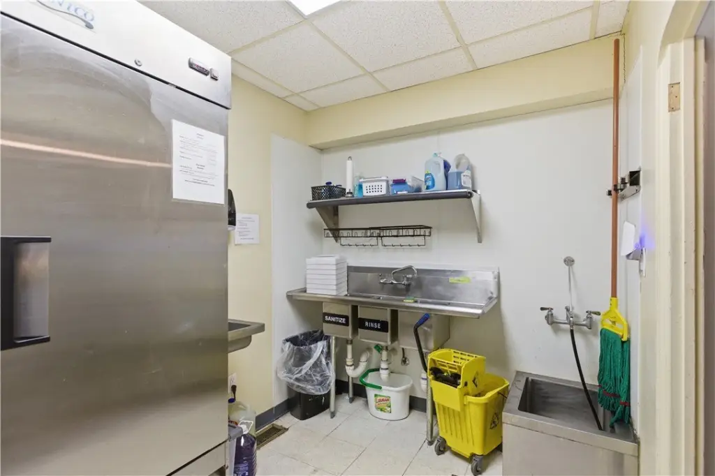 Picture 19