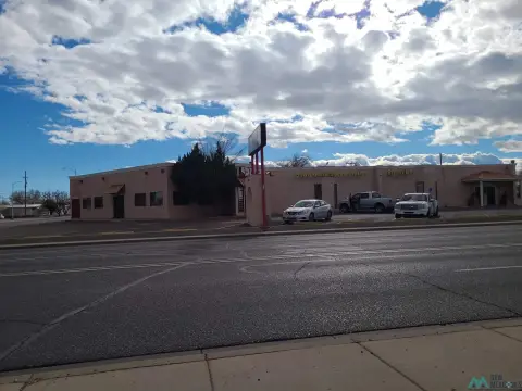 Roswell Restaurant or Retail Opportunity