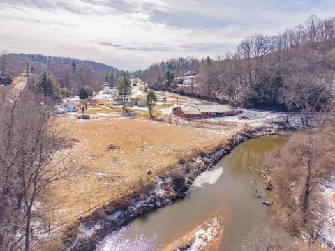 Versatile Land with Chestnut Creek Frontage