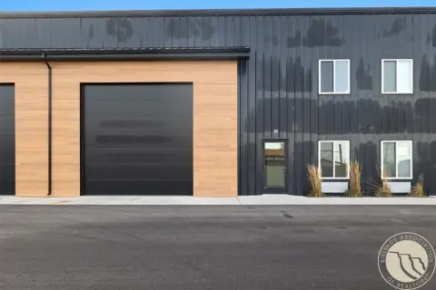 Warehouse Condo with Flexible Potential