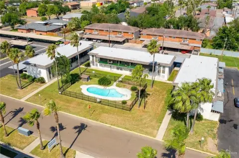 Leased 12-Unit Edinburg Apartment Complex
