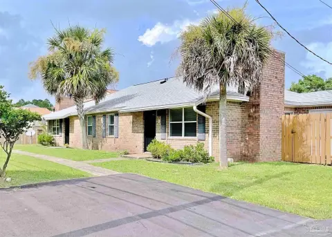 Pensacola Quadplex with Income Potential