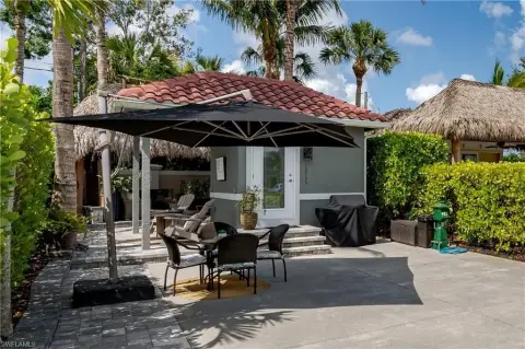 Naples Motorcoach Resort Oversized Lot